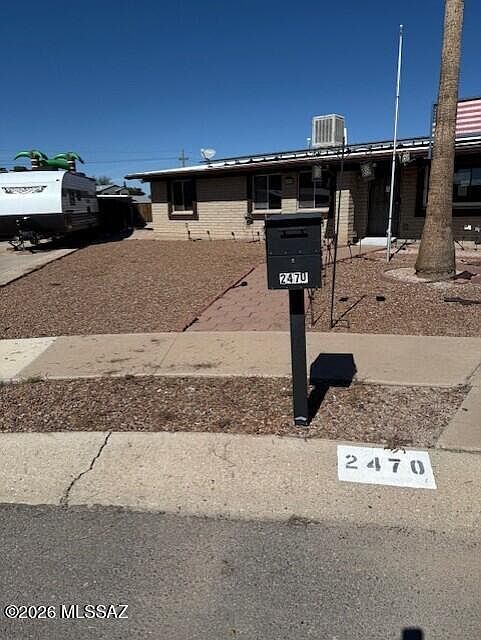 1st image of 2470 W Las Lomitas Rd