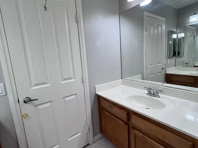 678 Kentons Run Ave — Photo 27