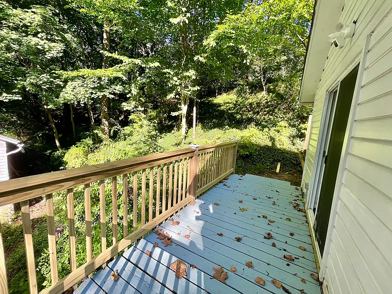 713 Warren Rd — Photo 25