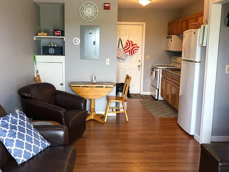 20 Brown Ave #62 — Photo 7