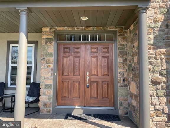 3rd image of 151 Oaken Way #L-0022