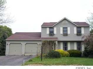 8579 Bayview Dr, Cicero, NY 13039