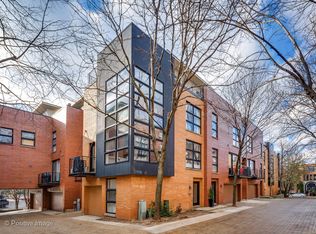 2046 W Willow St APT D, Chicago, IL 60647