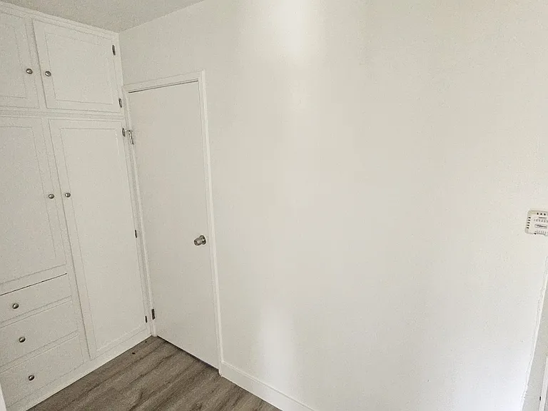 1112 E Fairview Blvd #1112 — Photo 6