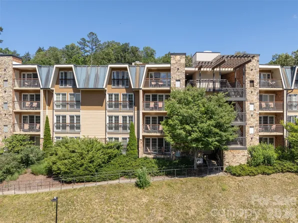 208 Bowling Park Rd, Asheville, NC 28803