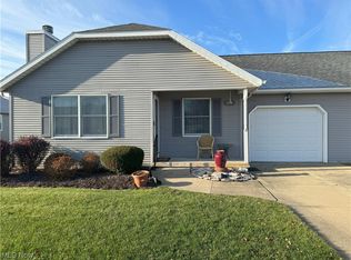 314 W Heatherwood Dr, Barberton, OH