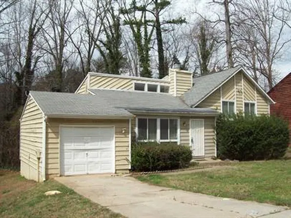 5182 Martins Crossing Rd, Stone Mountain, GA 30088