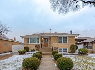 7935 Central Ave, Burbank, IL