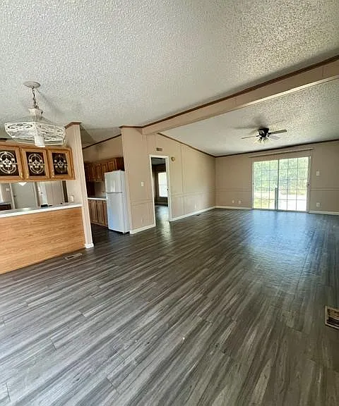 150 Oak Forest Dr — Photo 5