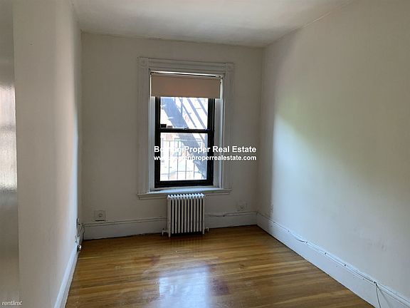 289 Newbury #8 Boston - Back Bay Unit Photo 3