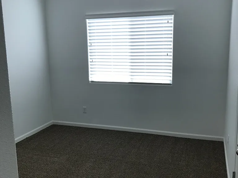 437 Joya Dr — Photo 12