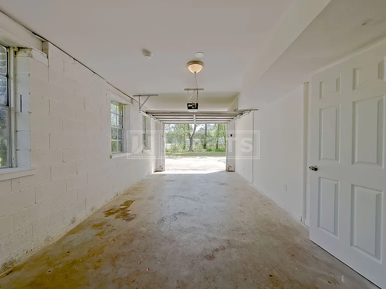 101 Shady Ln — Photo 26