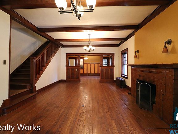 5th image of 1637 G St