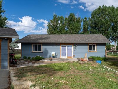 608 Cheyenne St, Basin, WY, 82410