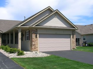 1260 Bluebell Trl, Schererville, IN 46375