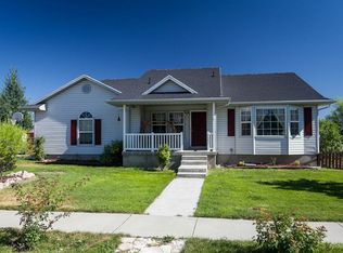 1457 E Falcon Ln, Eagle Mountain, UT 84005