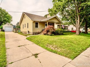 116 35th St SE, Wyoming, MI 49548
