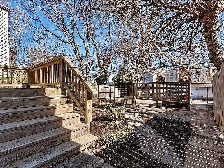 2120 Portis Ave #1F — Photo 17