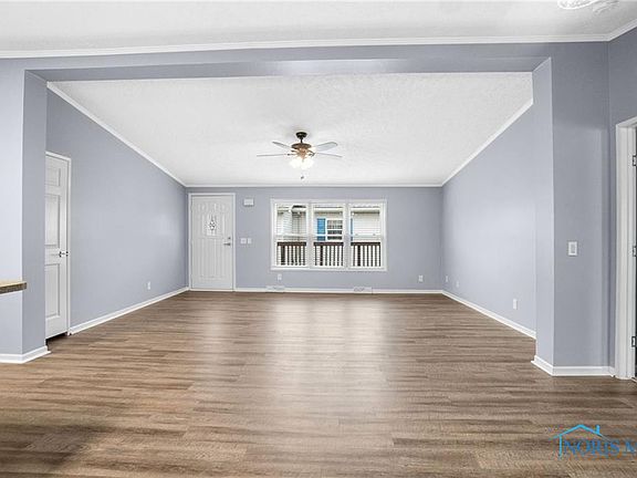 3rd image of 145 Woodcreek Blvd