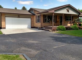 912 Fuls Rd, New Lebanon, OH 45345