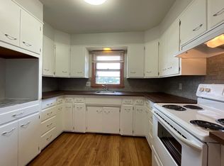 204 Beedle Dr, Ames, IA 50014