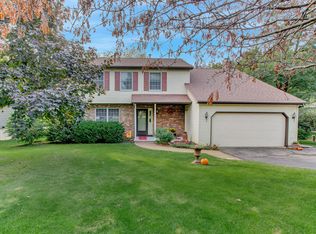 6081 Black Wolf Point Rd, Oshkosh, WI 54902