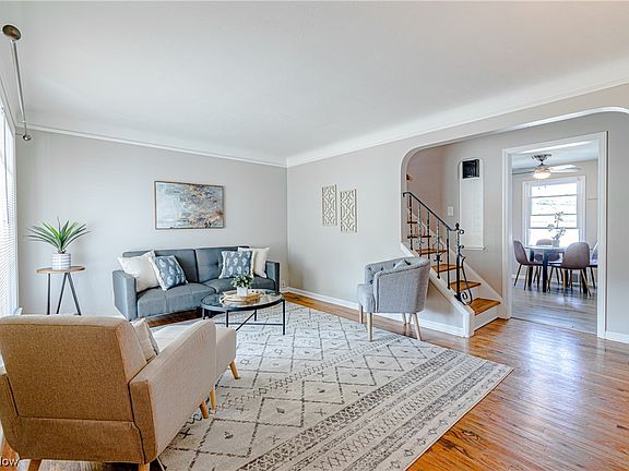 5th image of 4440 Lee Heights Blvd