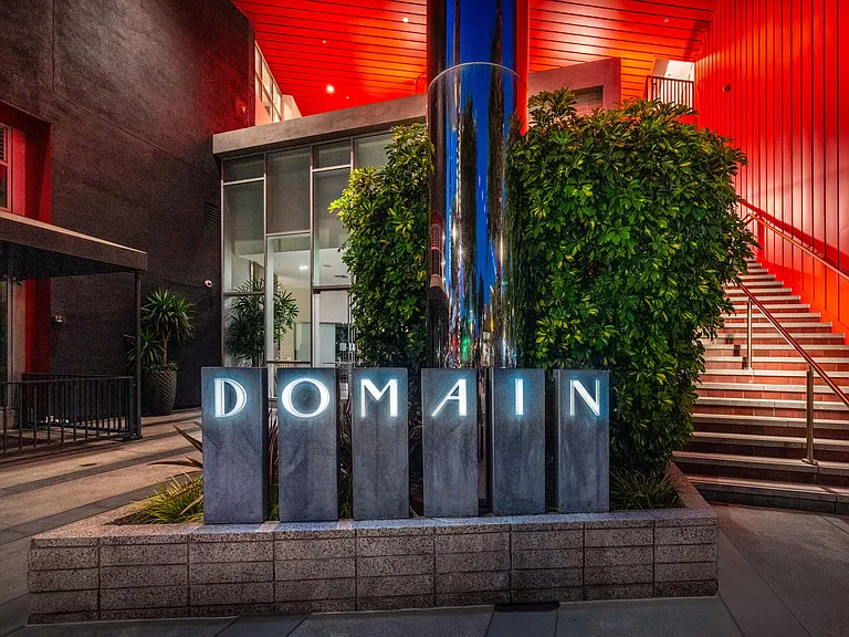 Domain Weho — Photo 7
