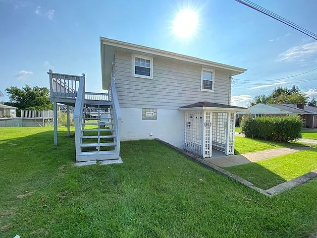 801 Edison St photo 1