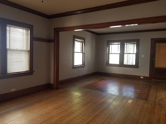 2nd image of 1621 5th Ave