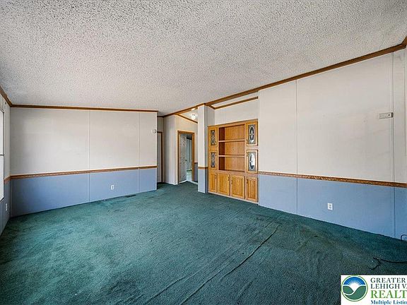 3rd image of 149 Cornerstone Dr