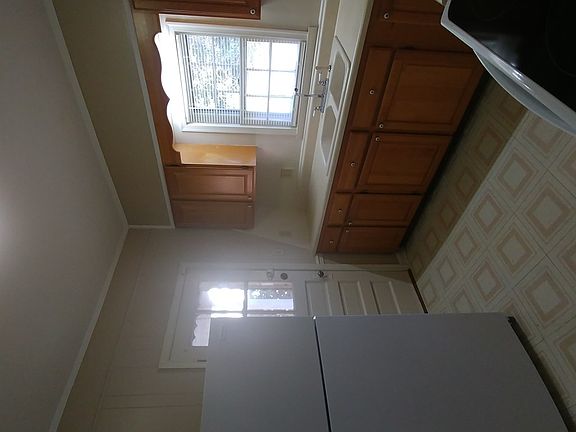 4th image of 10181 Rogers Dr