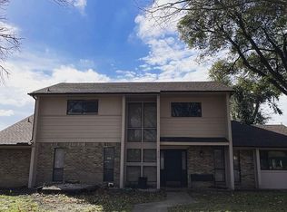 910 E Berkeley Dr, Richardson, TX 75081