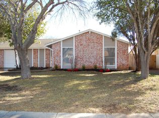 5838 Cliff Walk Dr, San Antonio, TX 78250