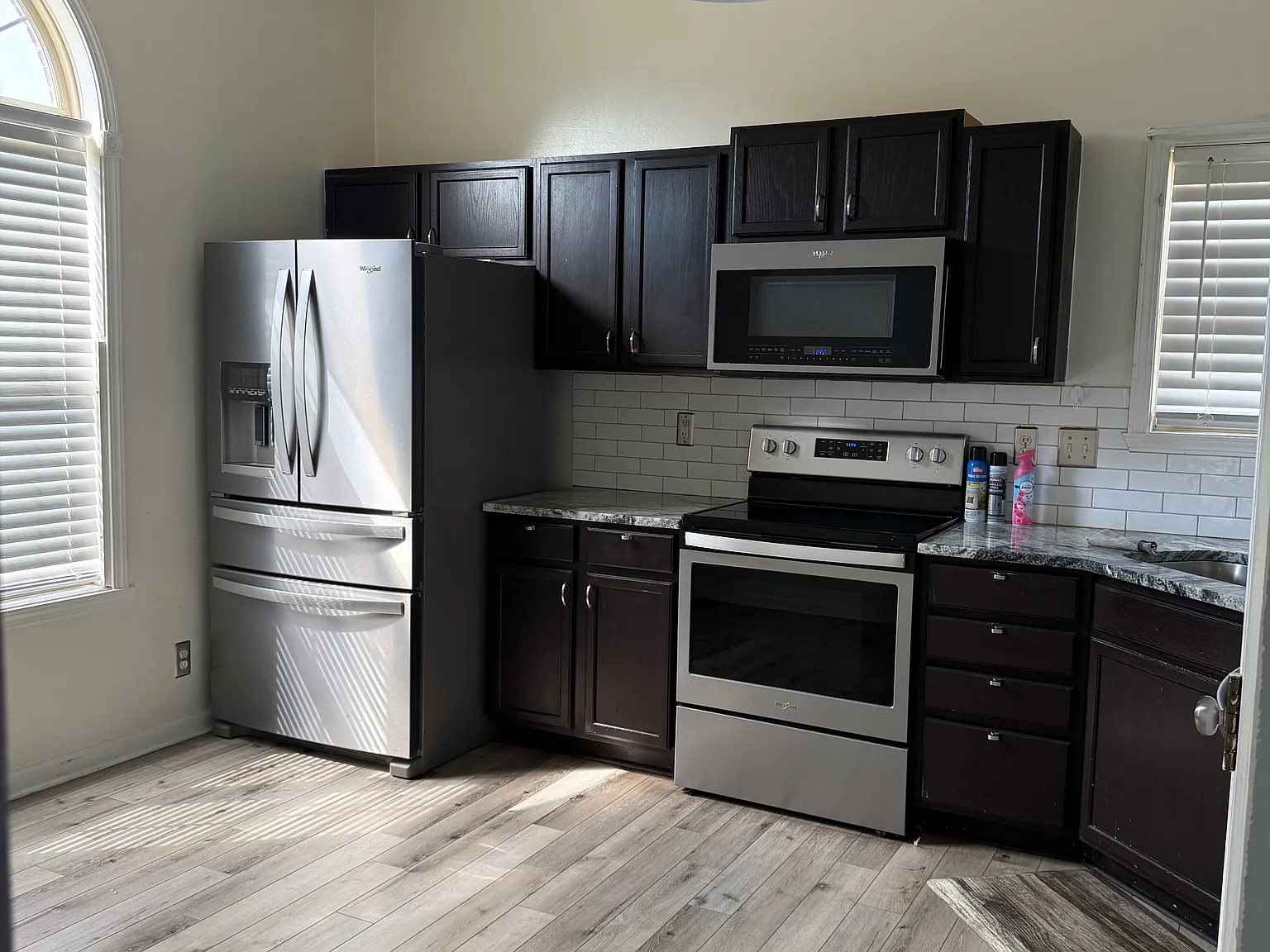 3 bed, 1610 sqft, $1,900 — Photo 3