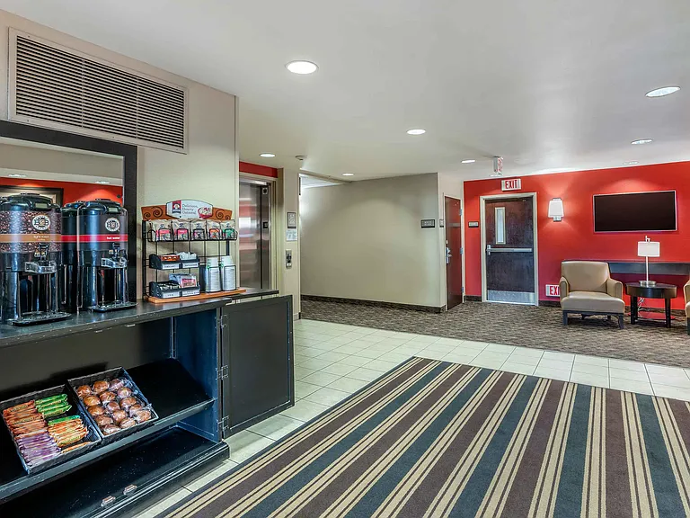Lobby and Guest Check-in
