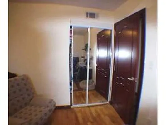 Sold by Century 21 Mizrahi Realty | media 8