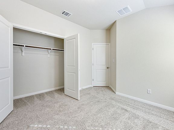 The Cascade 330 floorplan with the Cool Interior Package.