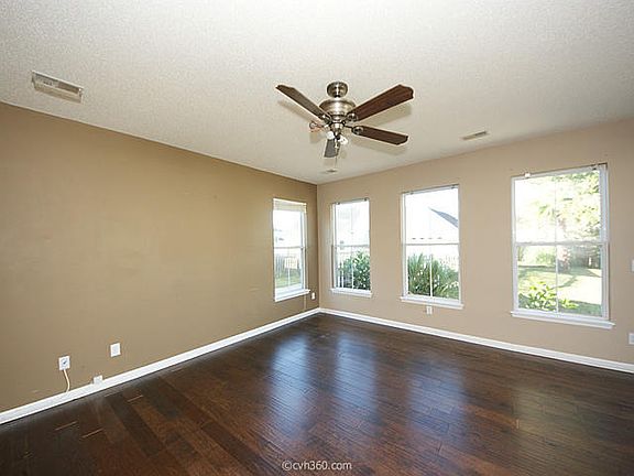 4th image of 97 Creekside Dr