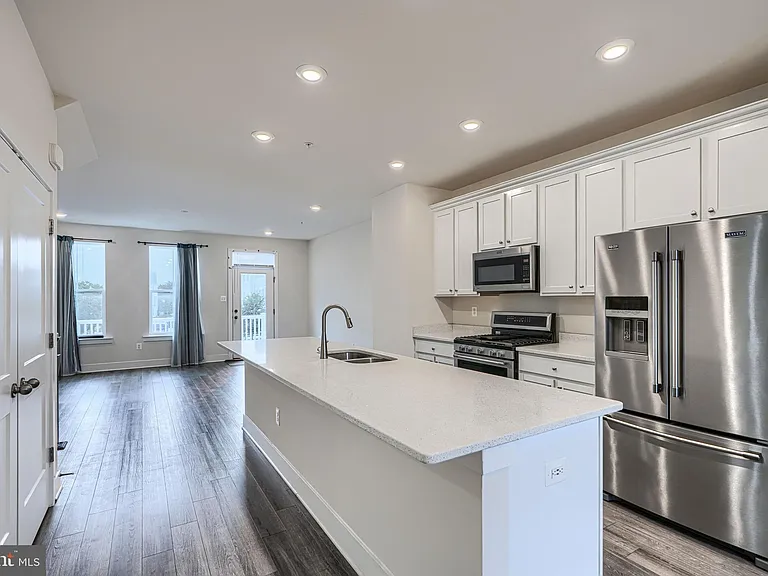 11129 Reisterstown Rd — Photo 10