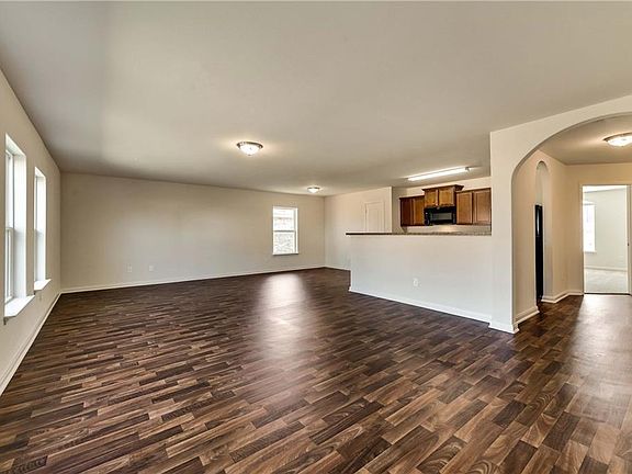 4th image of 9618 Brierwyck Dr