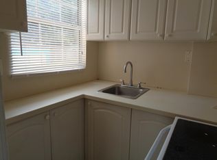 4271 40th Ave N APT C, Saint Petersburg, FL 33714