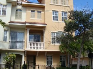 2501 San Pietro Cir, Palm Beach Gardens, FL 33410
