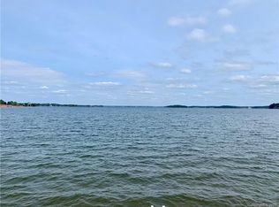 8394 Ranger Island Marina Rd, Denver, NC 28037