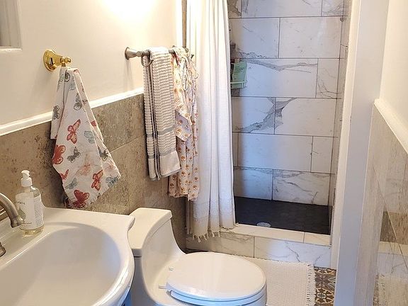 5th image of 43-15 31st Ave #1F
