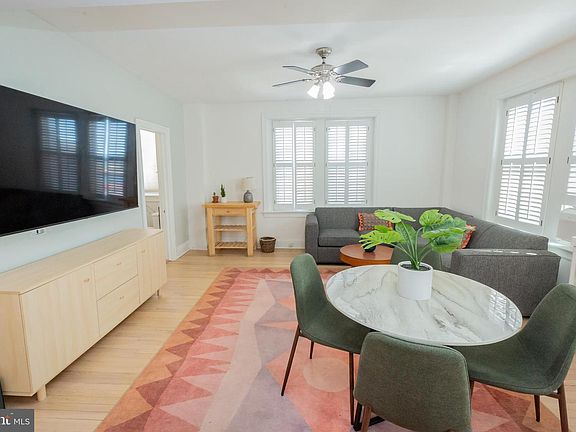 5th image of 1954 Columbia Rd NW APT 602