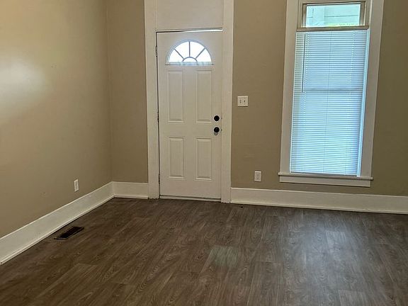 5th image of 401 N 13th St #401