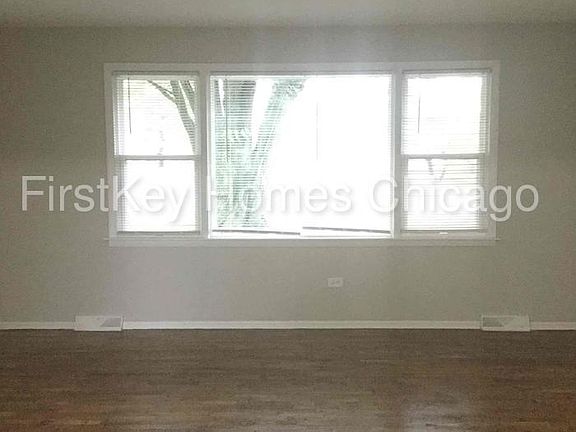 3rd image of 9945 Avenida Del Norte St