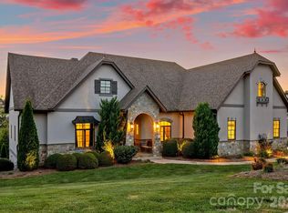 64 Water Hill Way, Fletcher, NC 28732