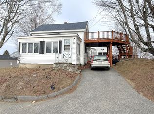 86 Pride Rd, Auburn, ME 04210